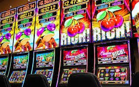 Filipino player watching live bingo draw on 56ph mobile
